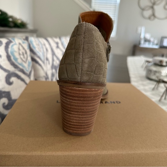 NIB Lucky Brand Saucie Greenish Grey Bootie Size 10 - Picture 6 of 10